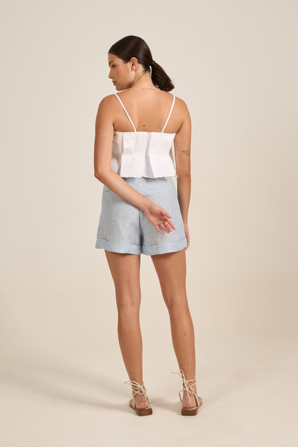 Cropped Dobras Off