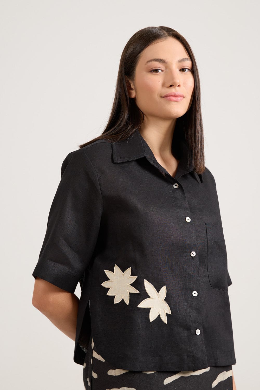 Camisa Rounded Preta
