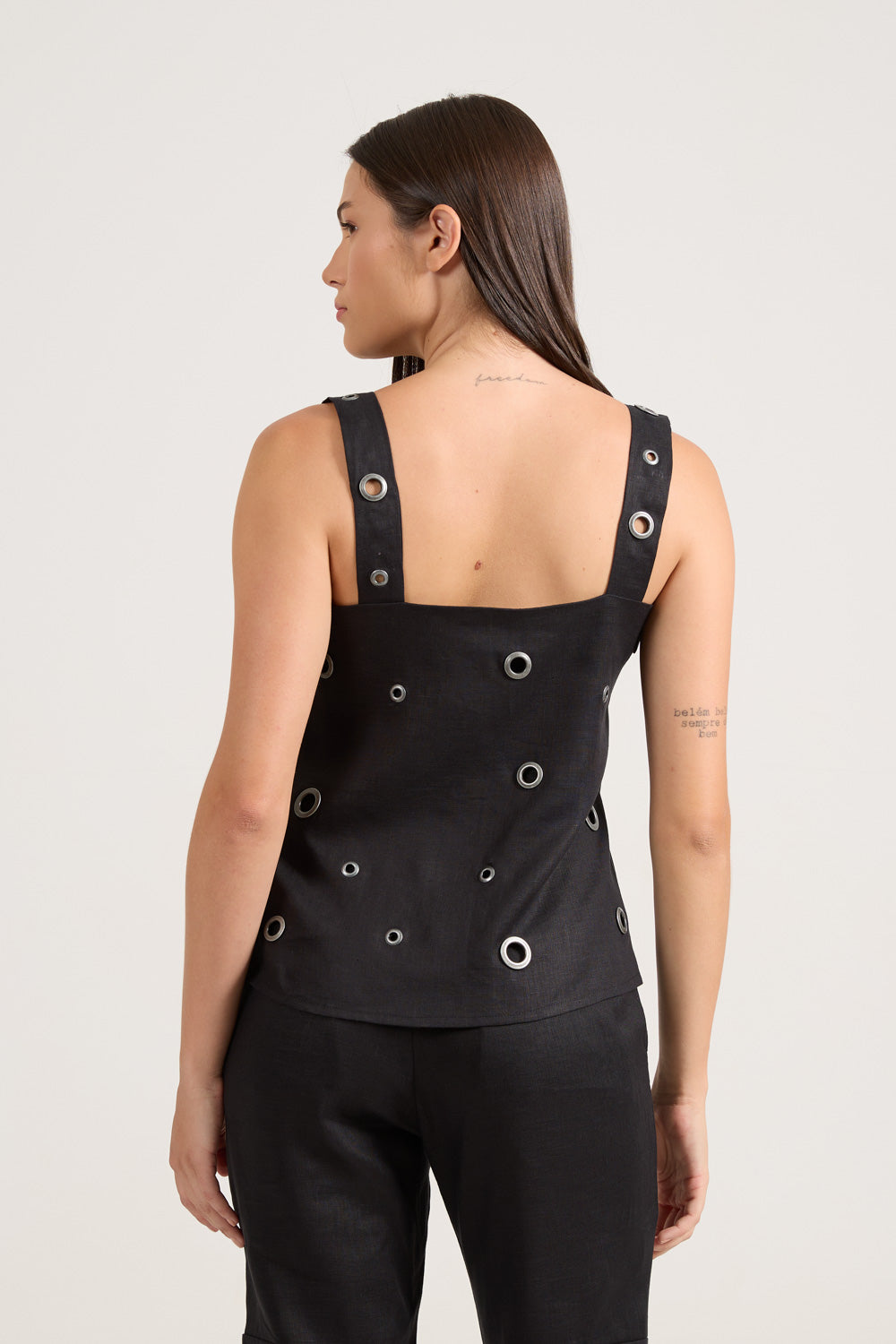 Blusa Cargo Preta
