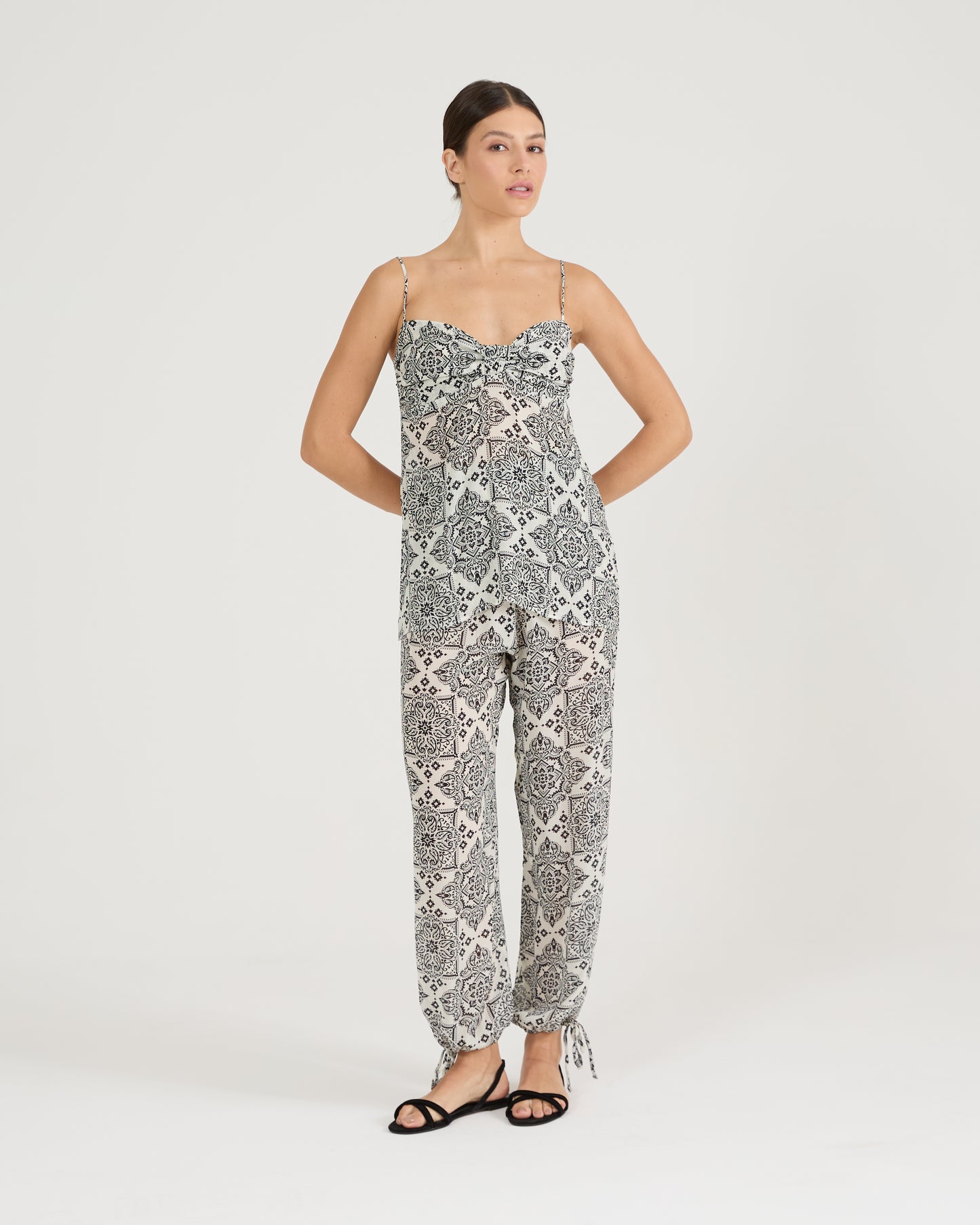 Calça Paisley