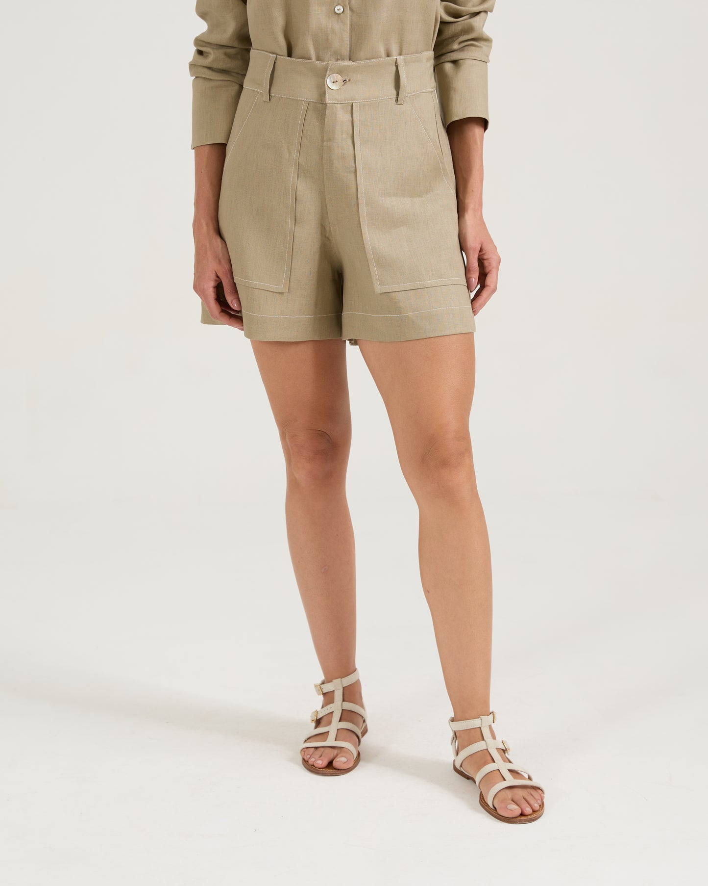 Short Alfaiataria Pocket Cáqui