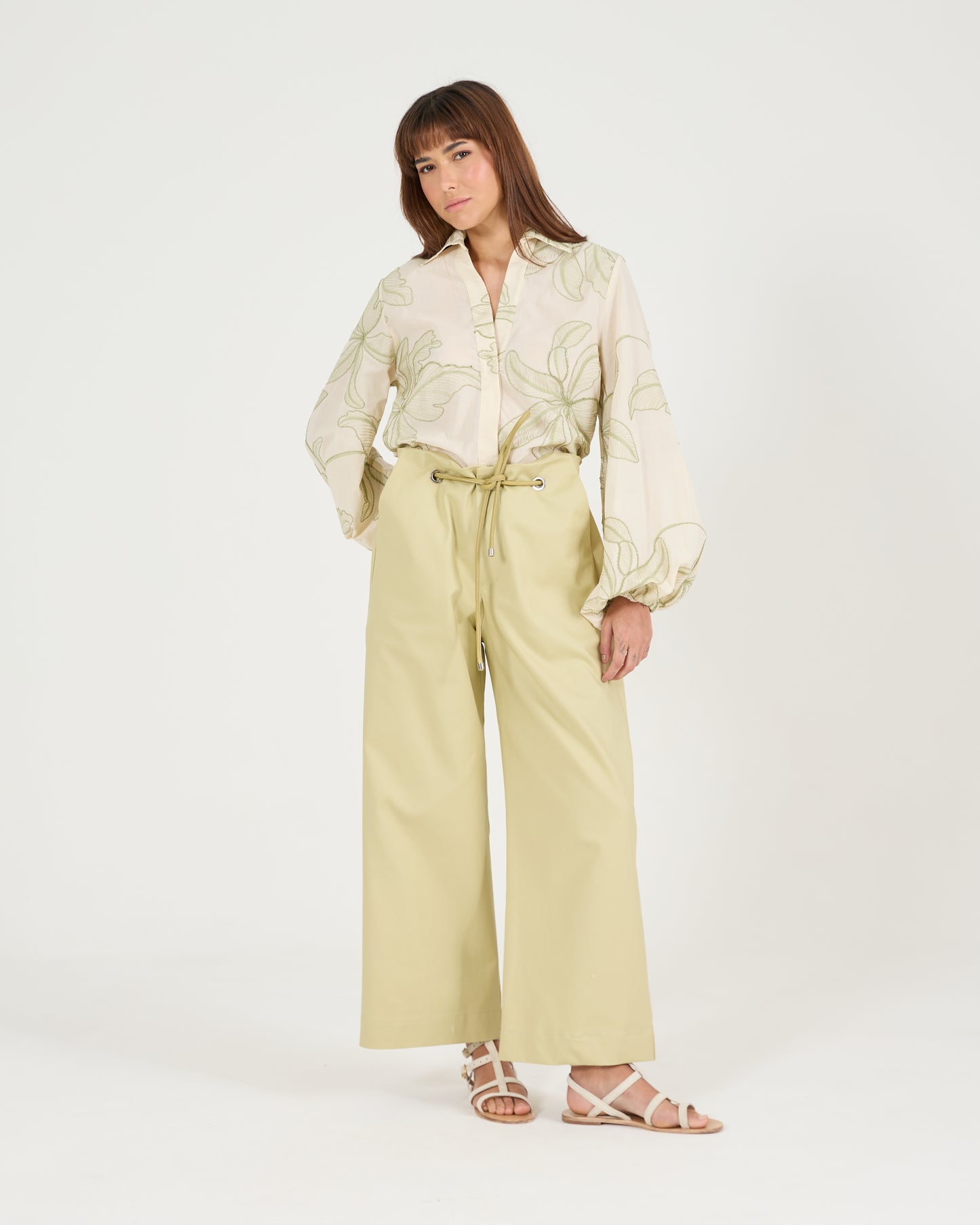 Calça Cordão de Couro