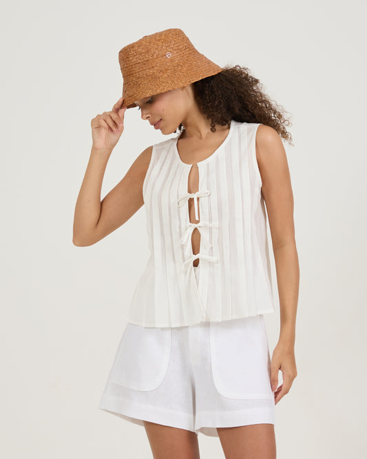Blusa Pregas Cordões