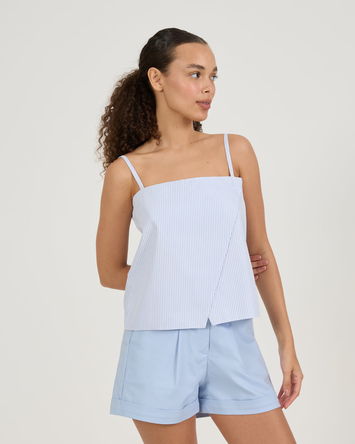 Blusa Diagonal