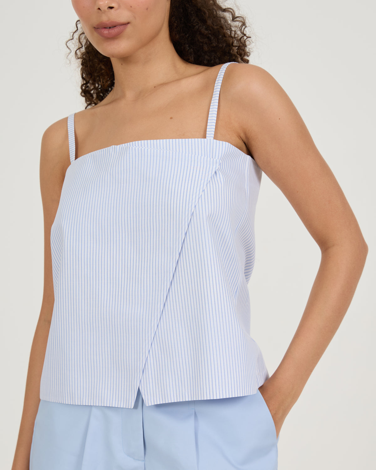 Blusa Diagonal