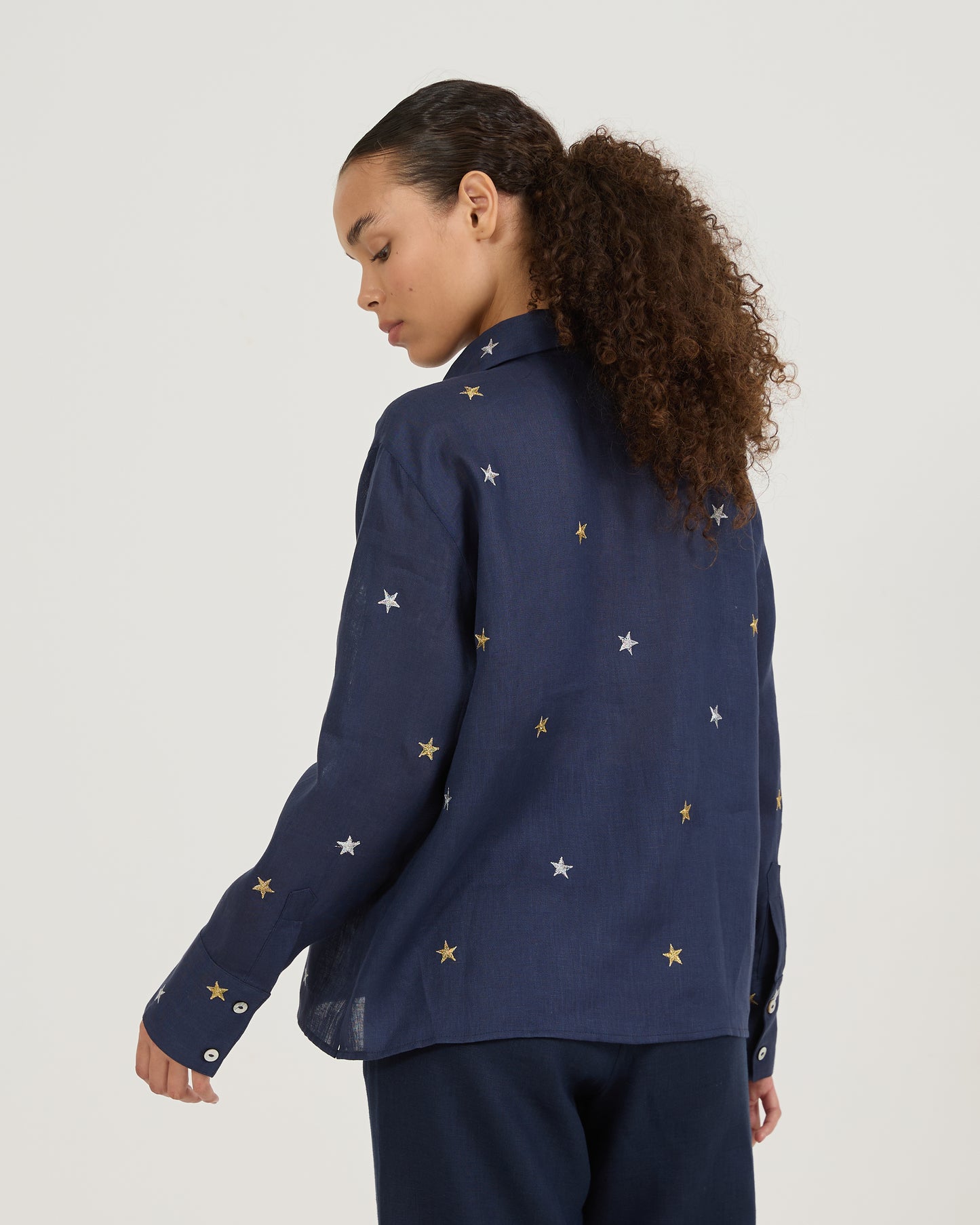 Camisa Bolsos Bordada Star