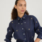 Camisa Bolsos Bordada Star